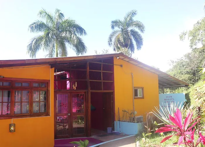Planet B Hostel Quepos