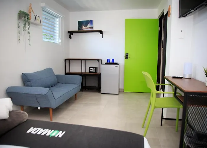 Nomada Beach Hostel- Isla Verde San Juan