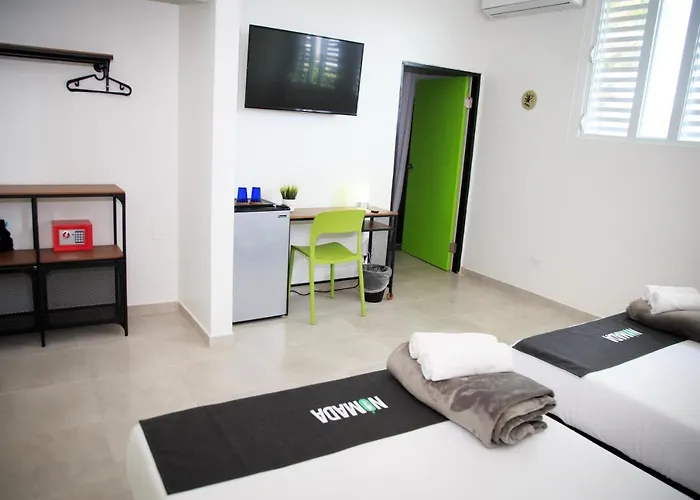 Nomada Beach Hostel- Isla Verde San Juan