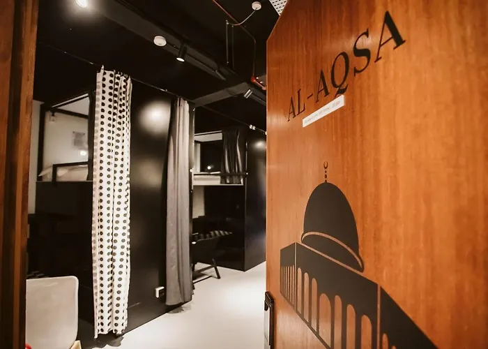 7 Wonders Hostel @ Boat Quay Singapore