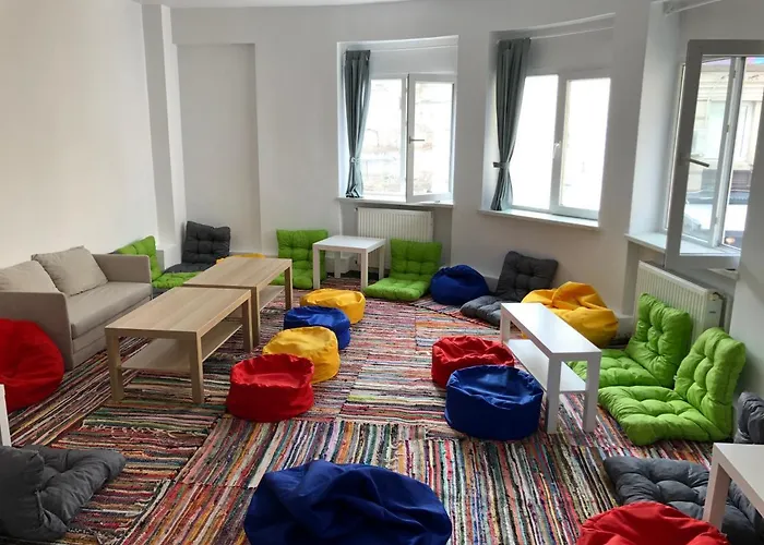 Bedsy Hostel Bucharest