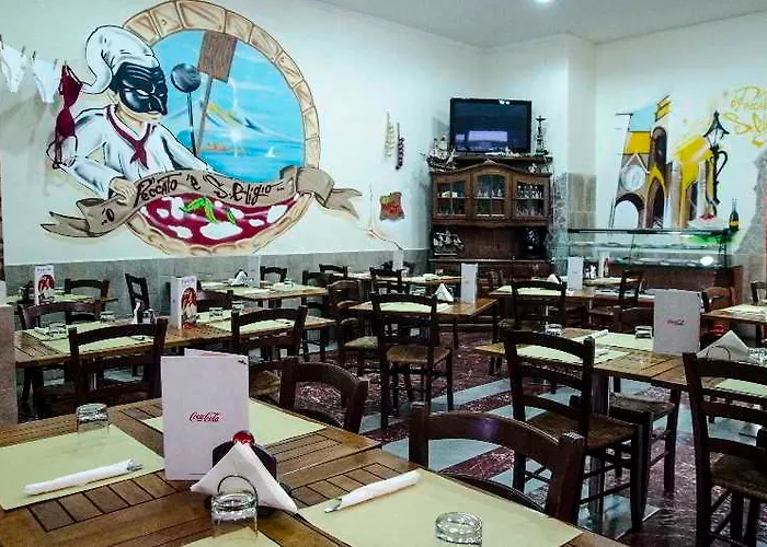 Backpacker Naples Hostel