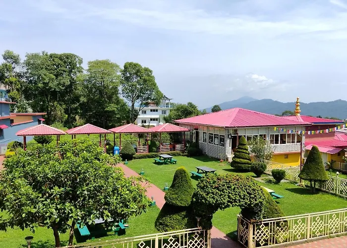 Madpackers Bir Hostel