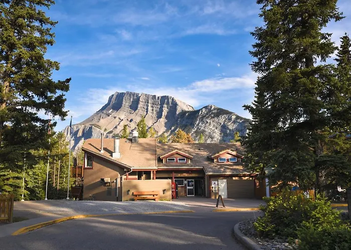 Hi Banff Alpine Centre - Hostel