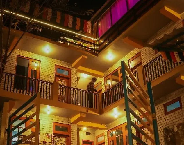 Nirvana By Oztel - Backpacker Hostel Kasol