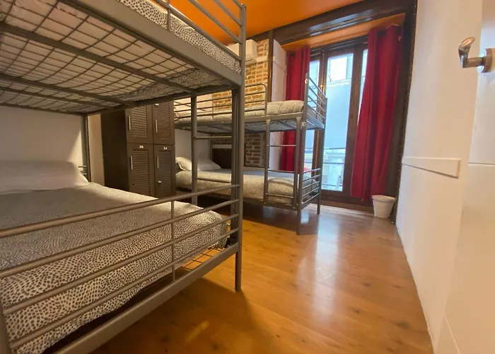 Arc House Pop Art Hostel Madrid