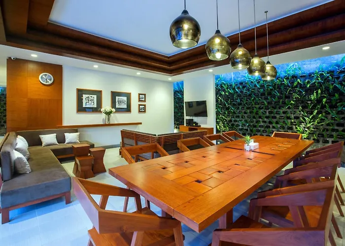 Pudak Sari Unizou Hostel Kuta 