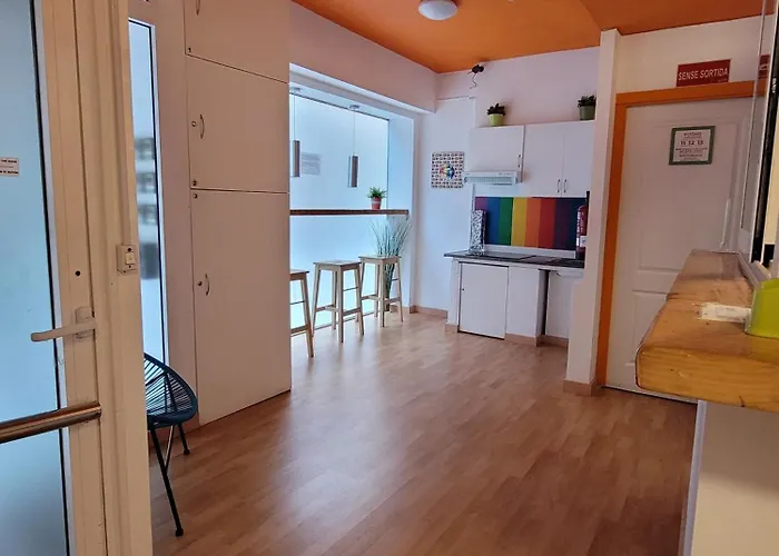 Arc House Gracia Hostel Barcelona