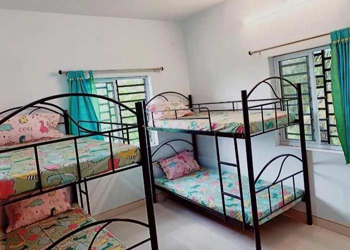 Funk Monk Hostel Auroville