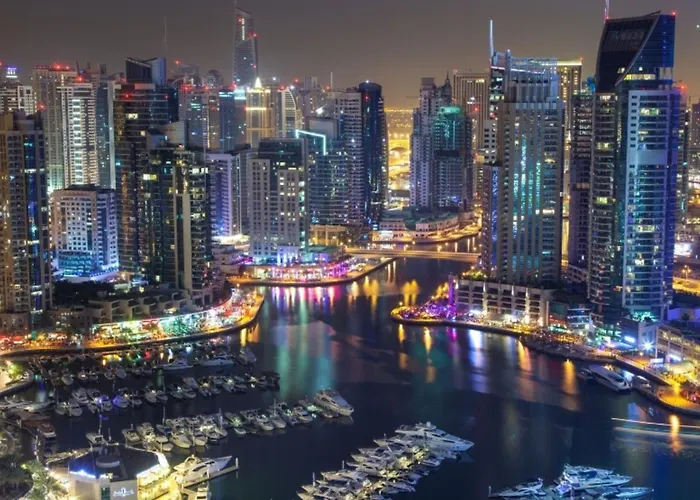 Arabian Nights Beach Hostel Dubai