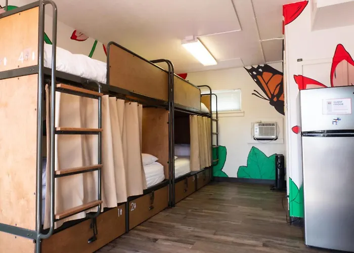 Rad Hostel Colorado Springs