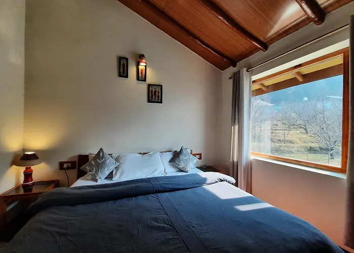 The Hideout - Hiraeth Hostel Manali 