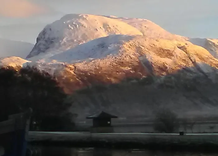 Blacksmiths Bunkhouse Fort William