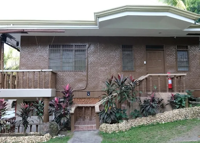 Mad Monkey Siquijor Hostel