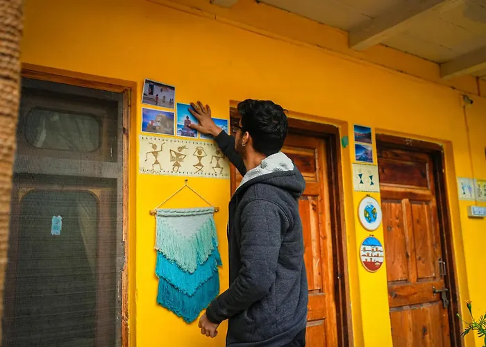 Yaarana Stay & Cafe, Vashisht, Manali