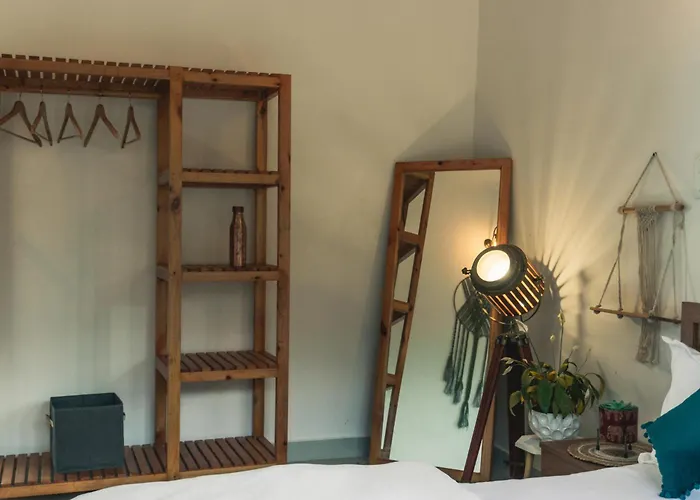 Flashpackers Bir - Rooms & Dorms