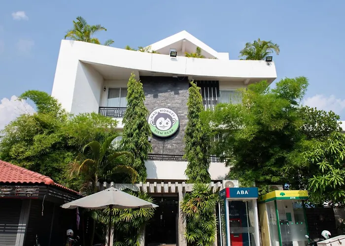 Mad Monkey Hostel Siem Reap