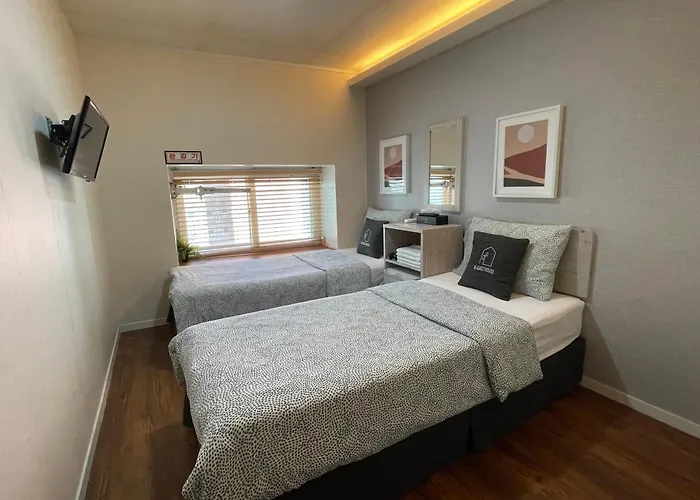 Seoul Grand Hostel Edae