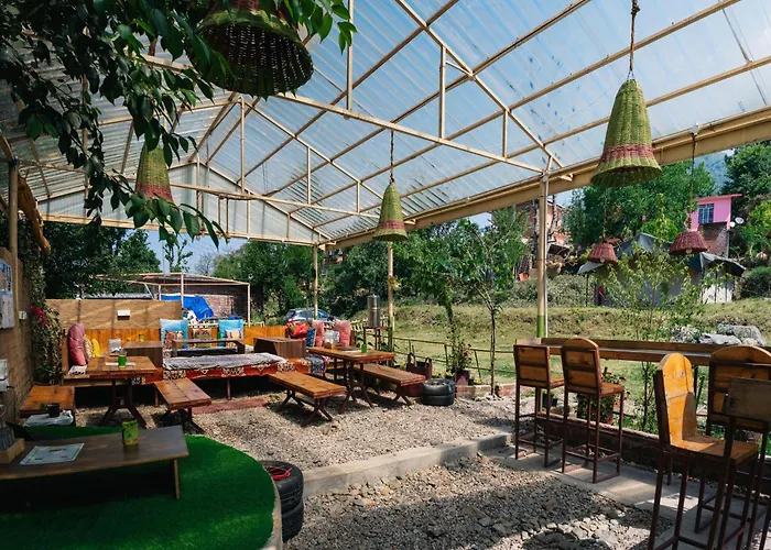 The Bunker Bir Hostel