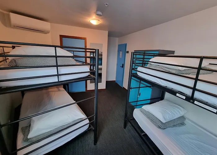 Nomads St Kilda Hostel Melbourne