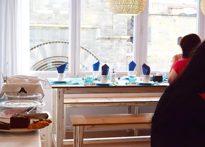 Blue Barcelona Hostel