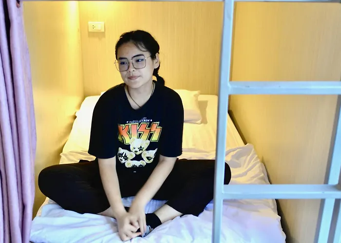 Good Day Hostel Bangkok