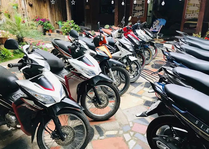 Green Hill Hostel & Tour Ha Giang