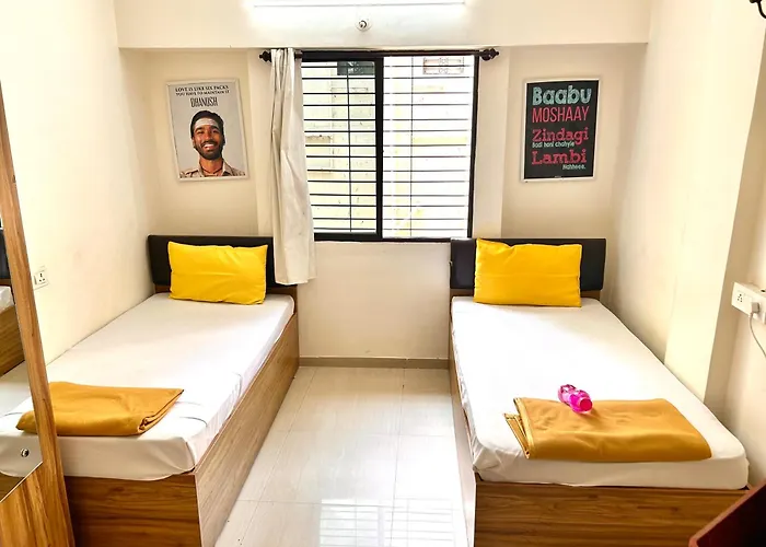 Procida Hostel By Vibe Village Pune