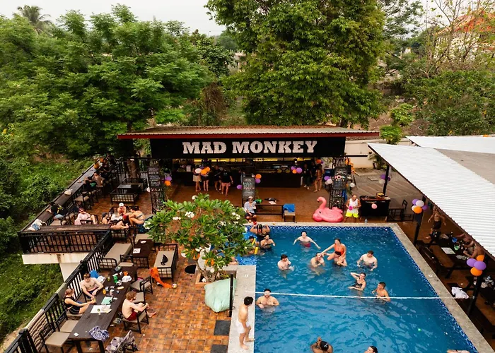 Mad Monkey Vang Vieng