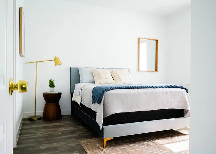 The Dacha Hostel Los Angeles