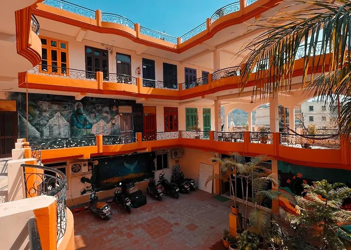Live Free Hostel Rishikesh