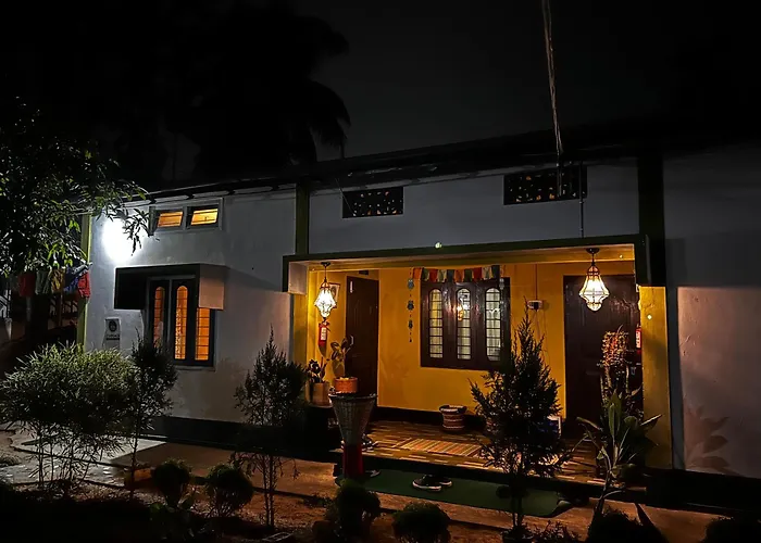 Stargaze Backpackers Hostel Guwahati