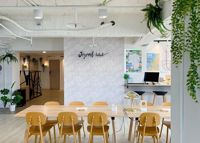 Jezreel Inn Kaohsiung