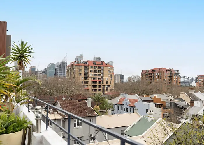 Tequila Sunrise Potts Point Hostel Sydney