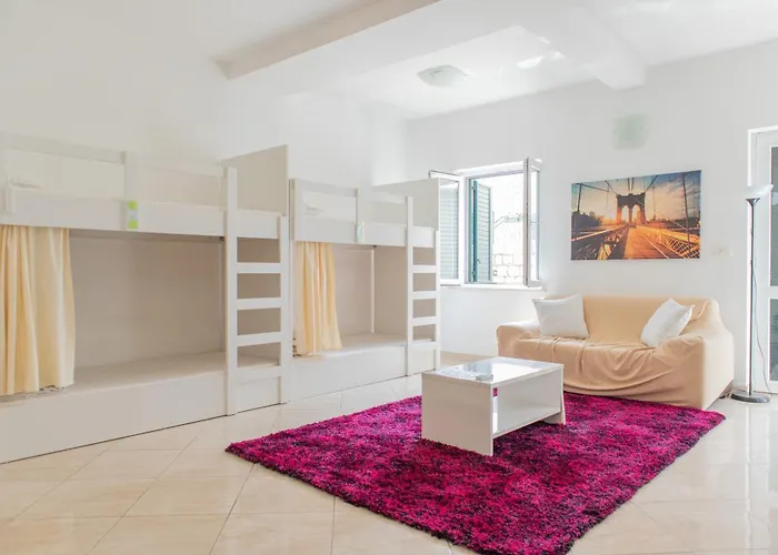 Love Dubrovnik Hostel