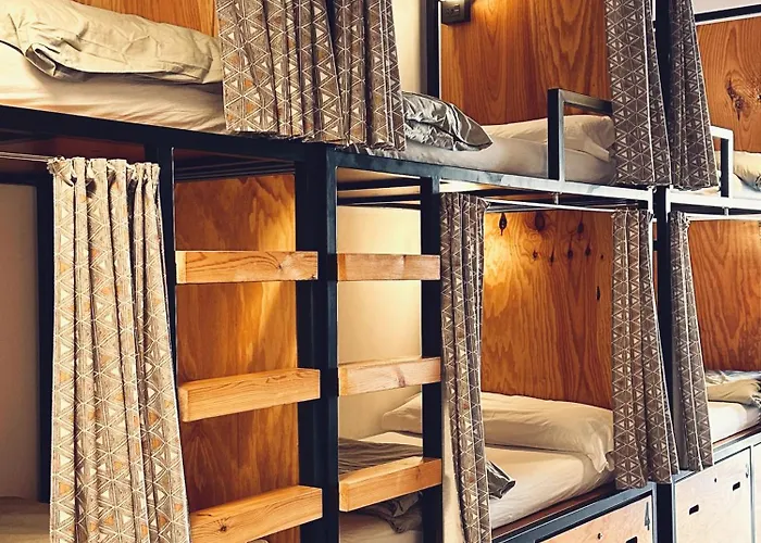 Surfing Etxea - Surf Hostel San Sebastián