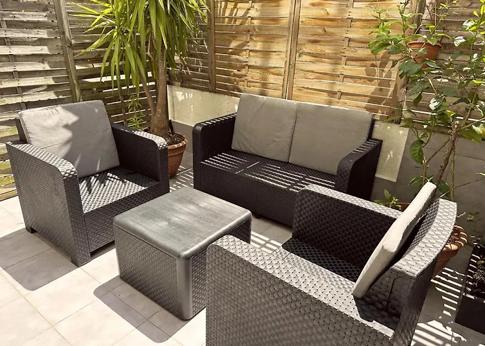 Surfing Etxea - Surf Hostel San Sebastián