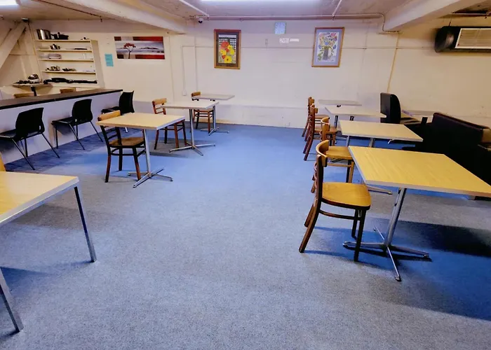 Oceanic Hostel Auckland