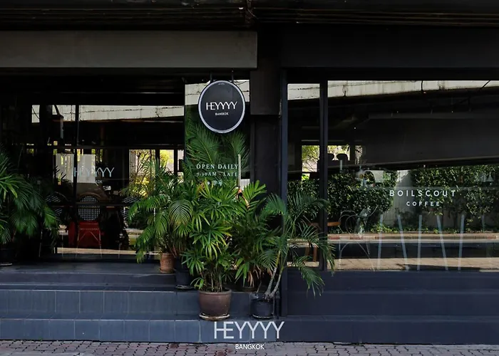 Heyyyy Bangkok Hostel