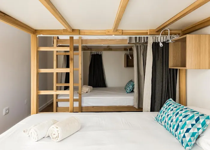Madalena Hostel E Suites Faro