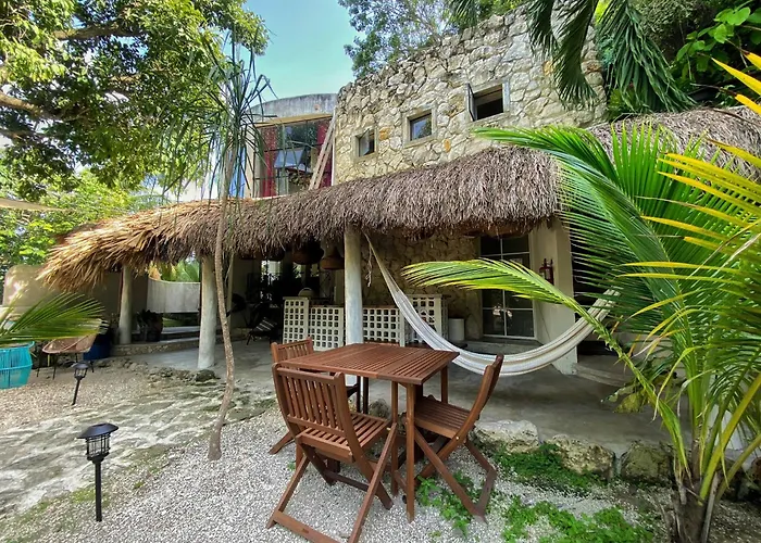 Elmar Hostel Bacalar