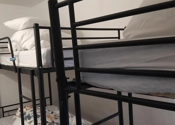 Bell House Hostel London