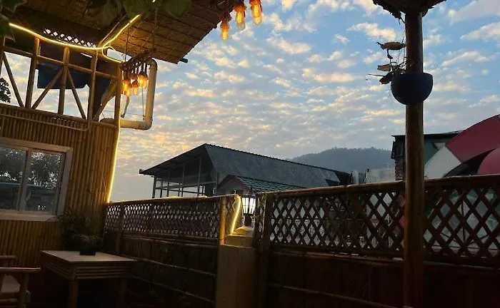 Baba'S Rishikesh Hostel