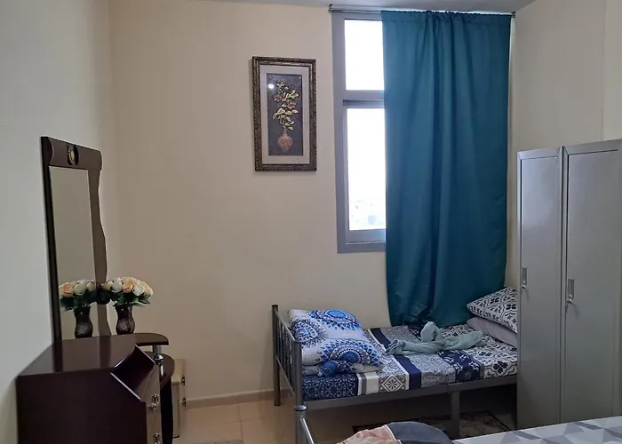 Top House Hostel Abu Dhabi