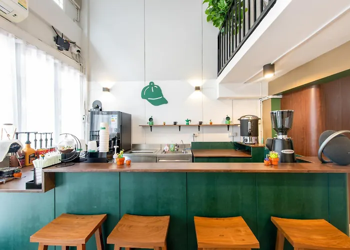 Piccolo Sukhumvit Hostel- Self Check-In After 6 Pm Bangkok