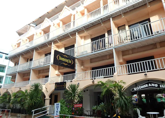 Boomerang Inn Phuket