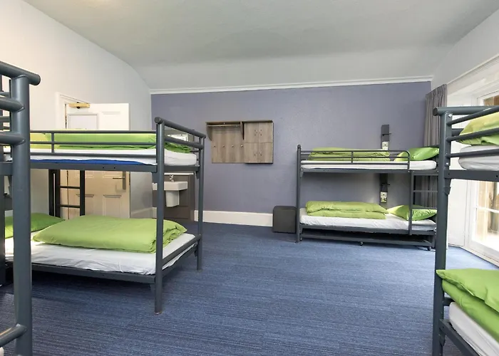 Yha Bath Hostel