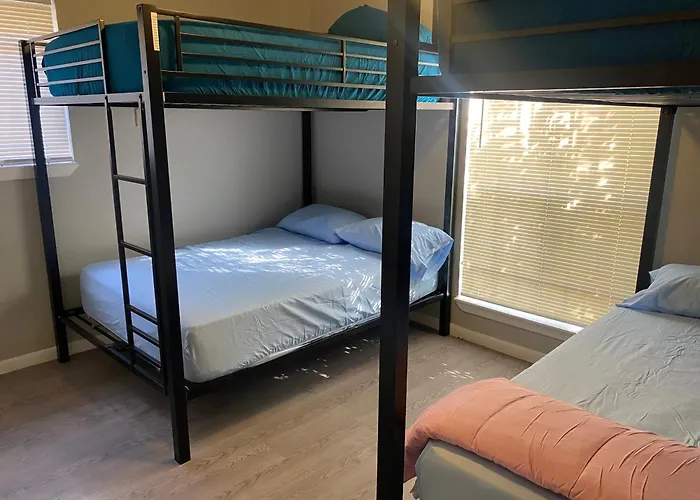 Haystack Hostel Houston