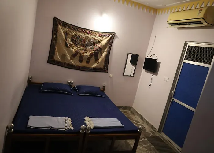Alampat Nest By The Lake Udaipur