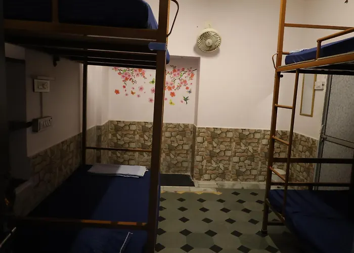 Alampat Nest By The Lake Udaipur